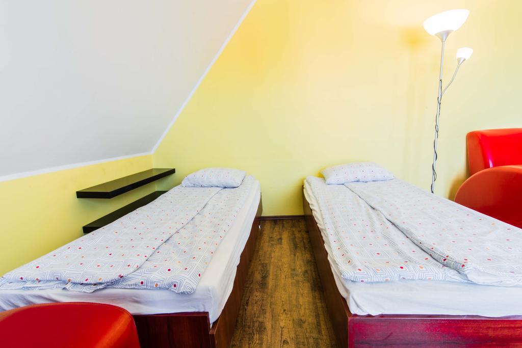 Red Apartment Wroclaw Phòng bức ảnh