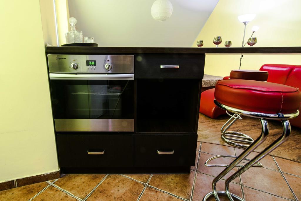 Red Apartment Wroclaw Phòng bức ảnh