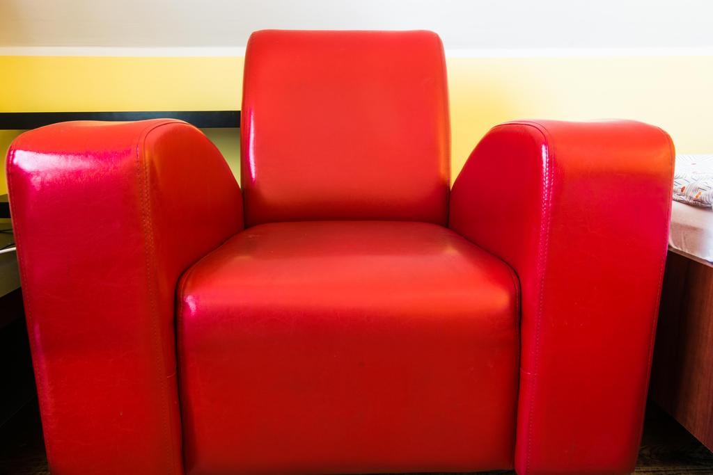 Red Apartment Wroclaw Phòng bức ảnh