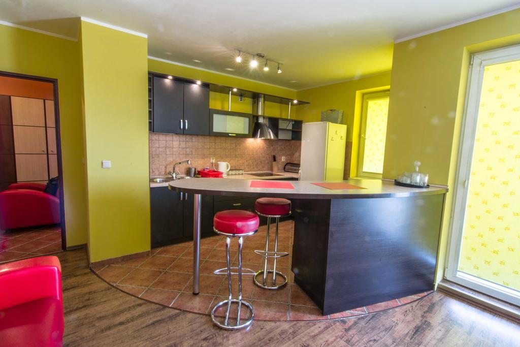 Red Apartment Wroclaw Phòng bức ảnh