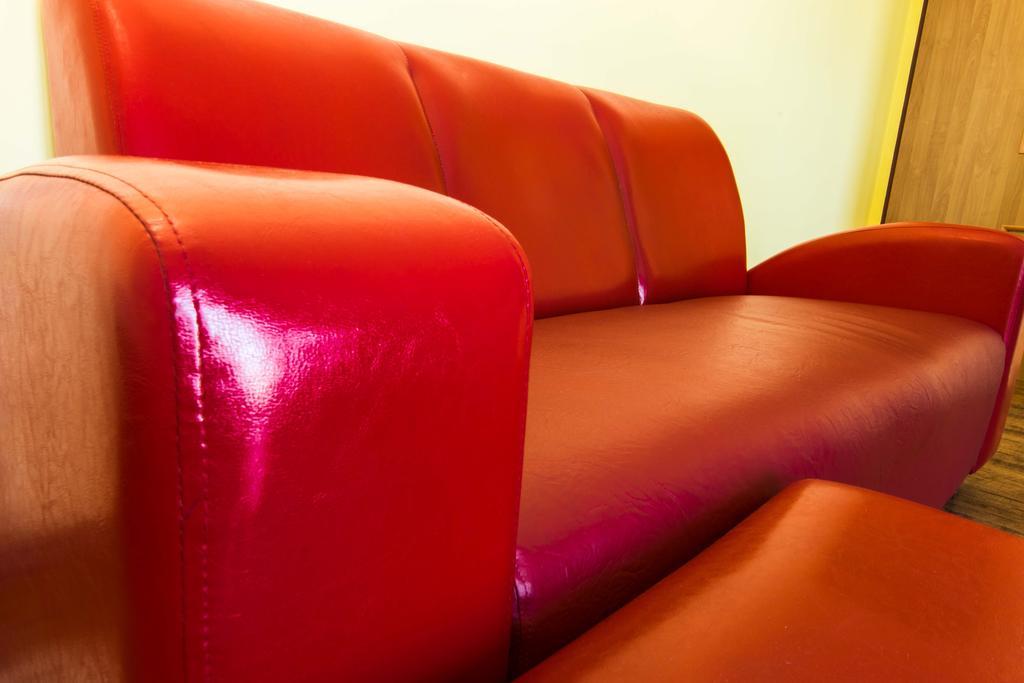 Red Apartment Wroclaw Phòng bức ảnh